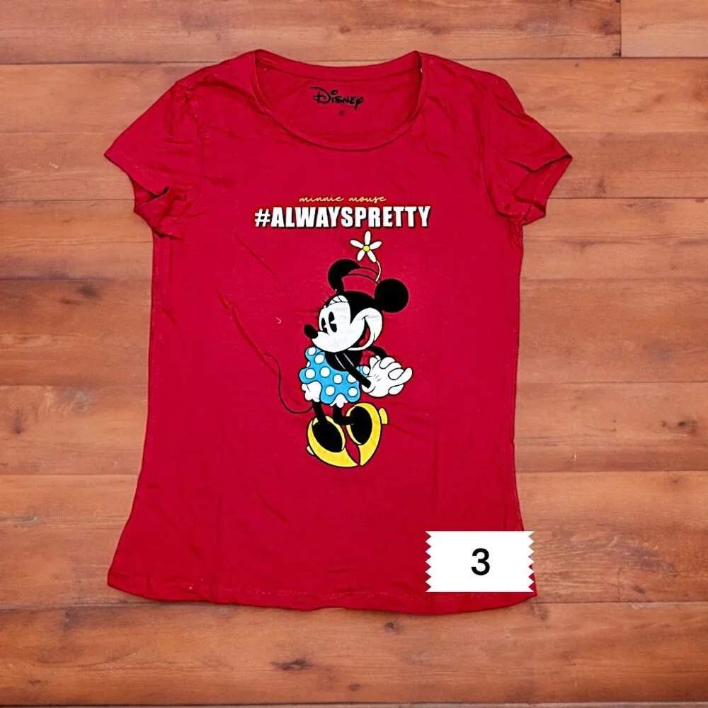 M Disney/marvel/bands/looney tunes/Teen and Women graphic T-shirts NWOT Pick one - Picture 8 of 17